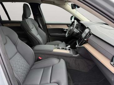 Volvo XC90 T8 AWD Long Range — photo 16