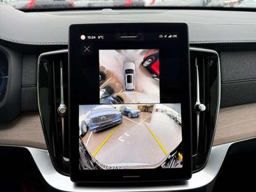 Volvo XC90 T8 AWD Long Range — photo 26
