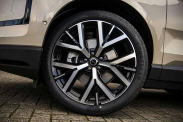 Volvo EX30 — photo 3