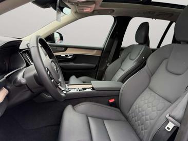 Volvo XC90 T8 AWD Long Range — photo 39