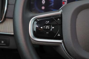 Volvo XC90 T8 AWD Long Range — photo 12
