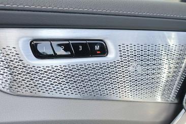 Volvo XC90 T8 Recharge AWD — photo 11