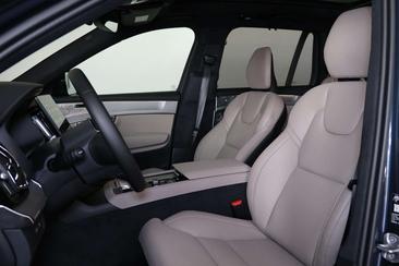 Volvo XC90 T8 Recharge AWD — photo 14