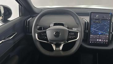 Volvo EX30 Single Motor Extended Range — photo 12