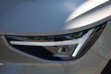 Volvo EX40 Single Motor Extended Range — photo 6