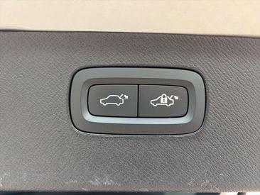 Volvo XC90 T8 Recharge AWD — photo 19