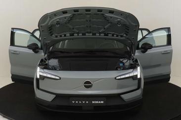 Volvo EX30 Single Motor Extended Range — photo 20