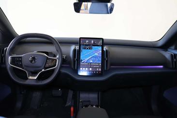 Volvo EX30 — photo 15
