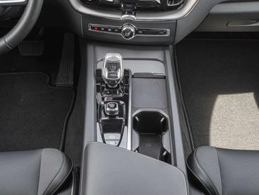 Volvo XC60 T8 AWD — photo 15