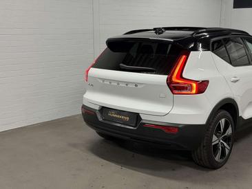 Volvo XC40 AWD — photo 9