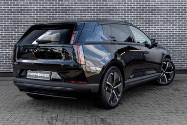 Volvo EX60 P10 AWD — photo 4