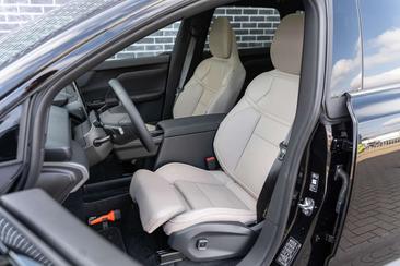 Volvo EX60 P10 AWD — photo 14