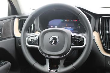 Volvo XC60 T6 Recharge AWD — photo 17