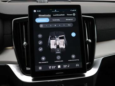 Volvo XC90 T6 Recharge AWD — photo 30