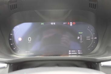 Volvo XC60 T6 Recharge AWD — photo 22