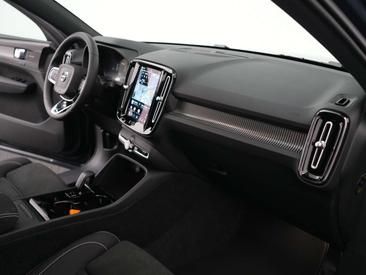 Volvo EX40 Single Motor Extended Range — photo 11