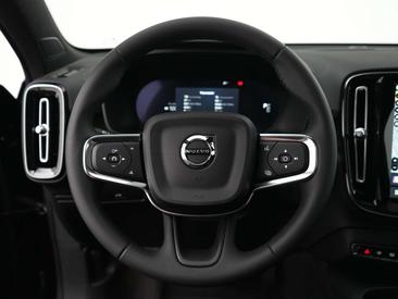 Volvo EC40 Coupé SUV Single Motor — photo 31