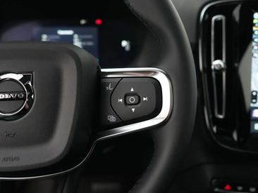Volvo EC40 Coupé SUV Single Motor — photo 33
