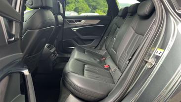 Audi RS6 avant — photo 13
