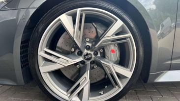 Audi RS6 avant — photo 20