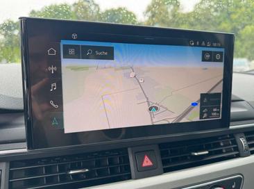 Audi A4 Avant 35 TFSI — photo 17