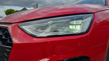 Audi A4 Avant 35 TDI — photo 24