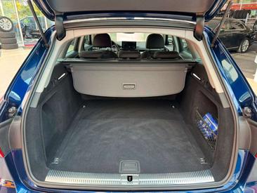 Audi A4 Avant 40 TFSI — photo 4