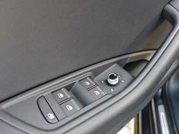 Audi A4 Avant 40 TDI — photo 15