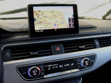 Audi A4 Avant 40 TDI — photo 15