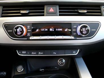 Audi A4 Avant 40 TDI — photo 16