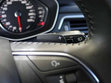 Audi A4 Avant 40 TDI — photo 26