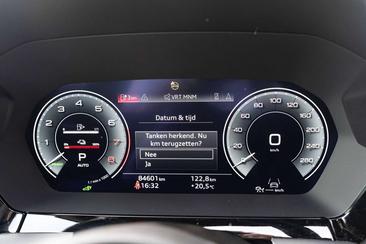 Audi A3 S Line 45 TFSI E Competition — photo 34