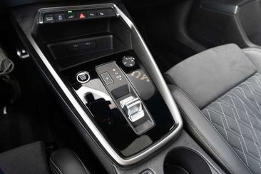 Audi A3 S Line 45 TFSI E Competition — photo 39