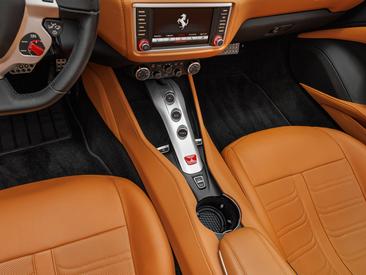 Ferrari California T — photo 9