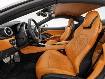 Ferrari California T — photo 13