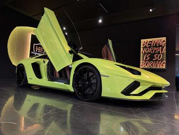Lamborghini Aventador S — photo 9