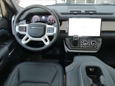 Land Rover Defender 110 D250 — photo 13
