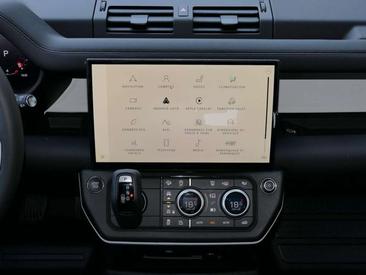 Land Rover Defender 110 D250 — photo 19