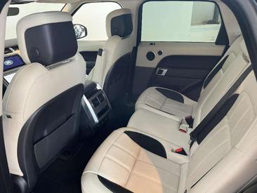 Land Rover Range Rover Sport D250 — photo 12