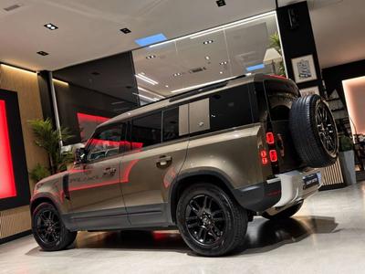 Land Rover Defender 110 D250