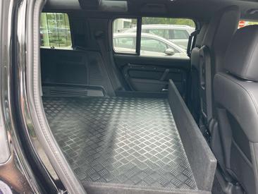 Land Rover Defender 110 D200 — photo 10