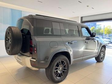 Land Rover Defender 110 D200 — photo 3