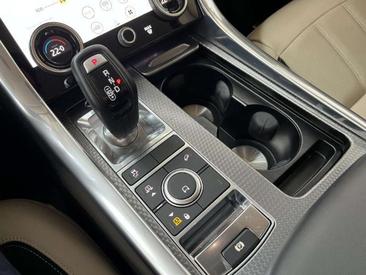 Land Rover Range Rover Sport D250 — photo 22