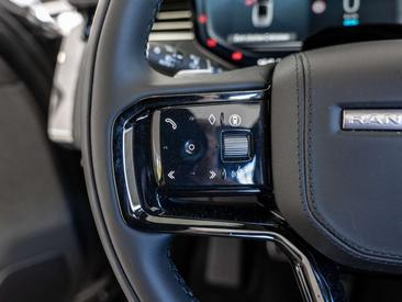 Land Rover Range Rover Sport P550e — photo 17
