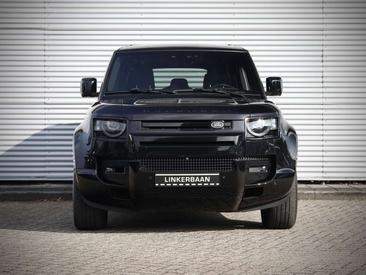Land Rover Defender 110 P400e — photo 10