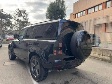 Land Rover Defender 110 D250 — photo 5