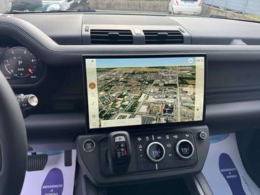 Land Rover Defender 110 D250 — photo 16