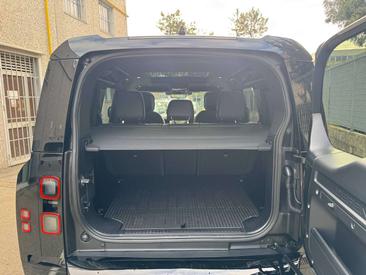 Land Rover Defender 110 D250 — photo 20