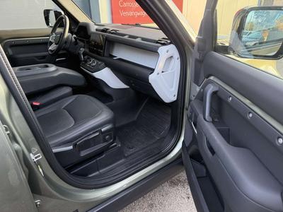 Land Rover Defender 110 D200
