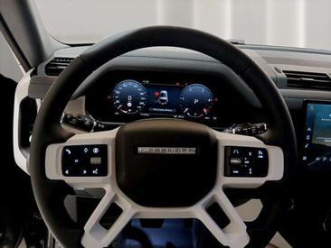 Land Rover Defender 90 D250 — photo 12